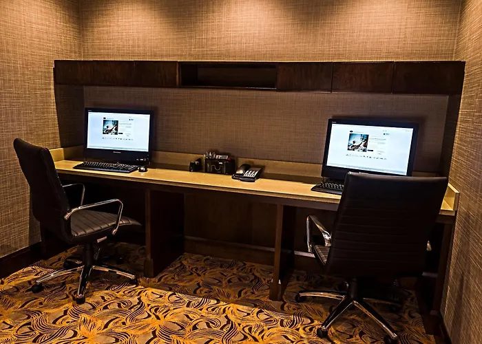 Hampton Inn By Hilton Ottawa Airport