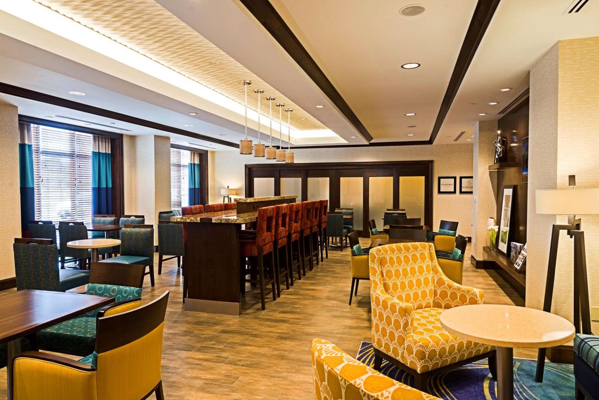 Hampton By Hilton Airport Ottawa